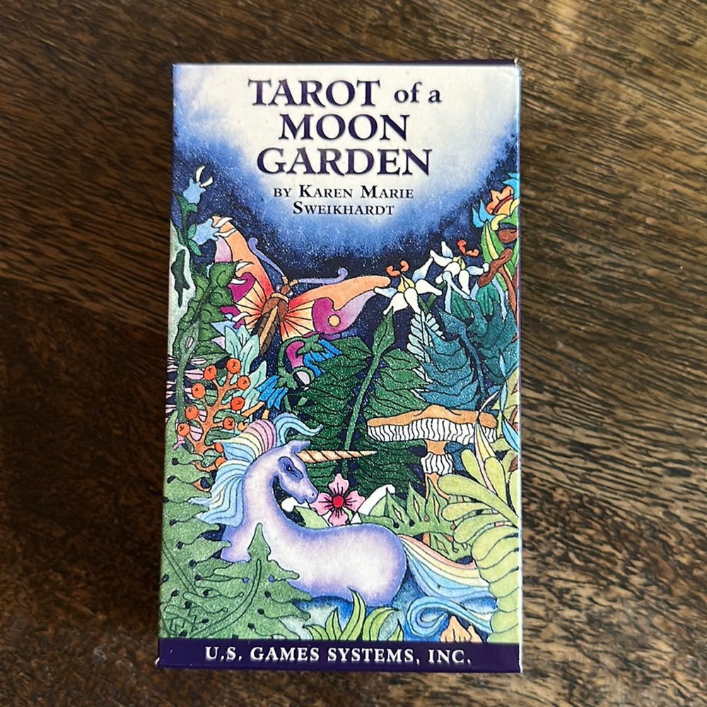 ✨NEW Tarot Of The Moon Full Deck ✨